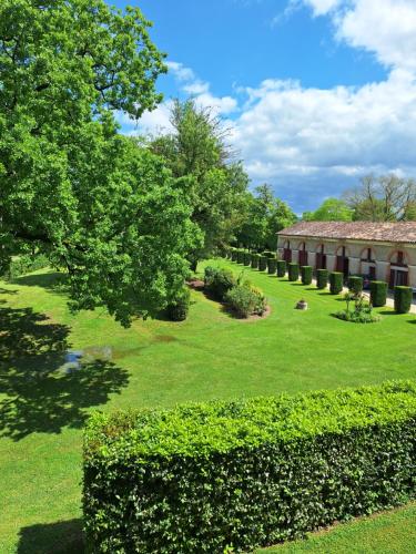 Photo de la galerie de l'établissement Chateau de Savignac-Mona, à Savignac-Mona