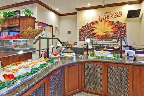 Jídlo v hotelu nebo okolí