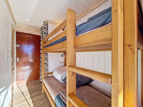 Studio rénové lumineux, skis aux pieds, balcon, 3 pers - FR-1-344-1007