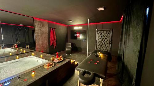 Ένα μπάνιο στο 1001 shades of love - Jacuzzi Balneário Camboriú