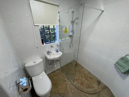 Un baño de Homely Cottage Near Lake Naivasha, Elwai Visitor Centre