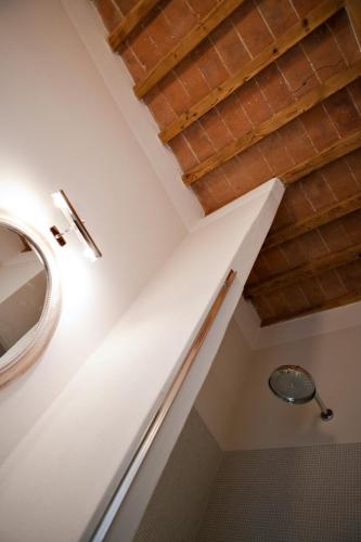 Ένα μπάνιο στο Porto Sole Rooms