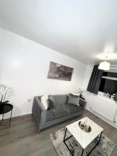 Χώρος καθιστικού στο Modern 3 Bed