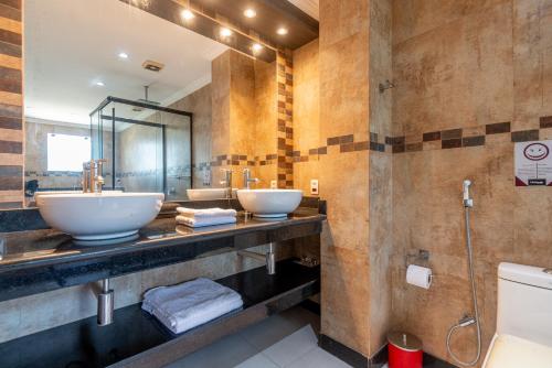 Et badeværelse på Pousada Ganesha Búzios