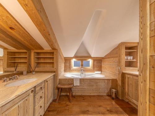 Duplex élégant, 8 pers., cheminée, Val-d'Isère, parking, WiFi