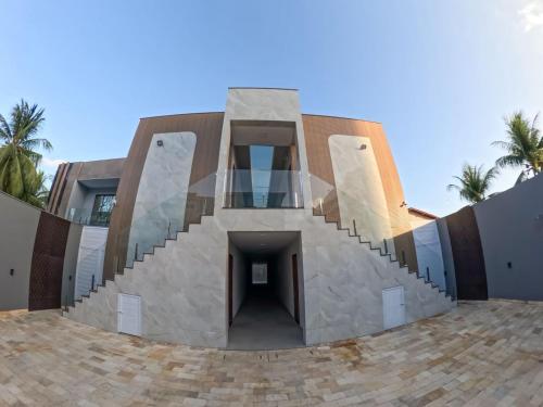 Aloha flats في ماريشال ديودورو: مبنى به درج أمامه