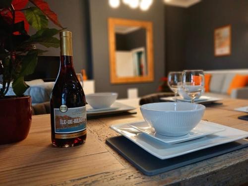 Thức uống tại Seafront Balcony Flat