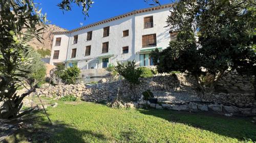 En have udenfor Caseria 7 Fuentes