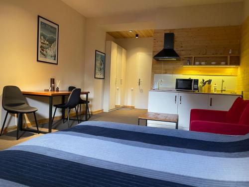 Η κουζίνα ή μικρή κουζίνα στο New Gudauri GoodHost Apartments