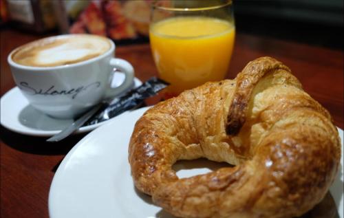 Φαγητό σε αυτό το διαμέρισμα ή κάπου εκεί κοντά