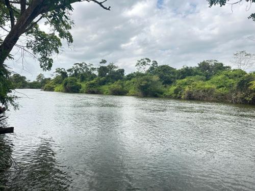 Fotografie z fotogalerie ubytování Howler House over the River v destinaci Belize City