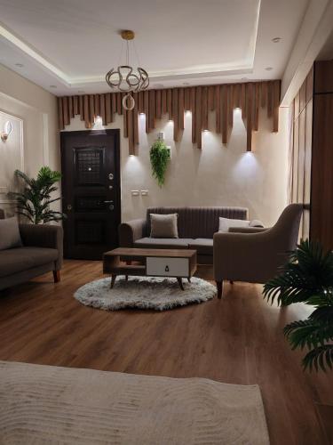 شقه مفروش بمدينة العبور