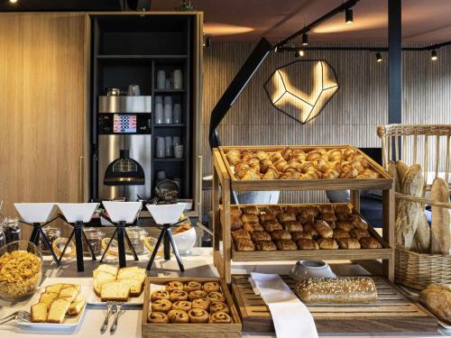 Jídlo v hotelu nebo okolí