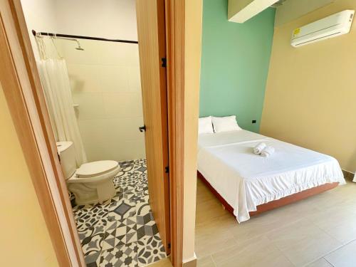 Koupelna v ubytování Awa House Hotel