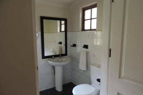 Ванная комната в Brackens Guest House