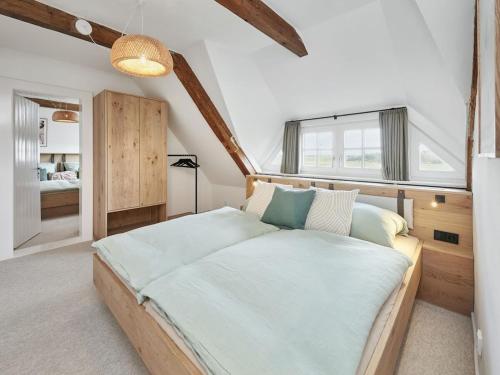 Postel nebo postele na pokoji v ubytování Holiday home in Göhl with swimming pool