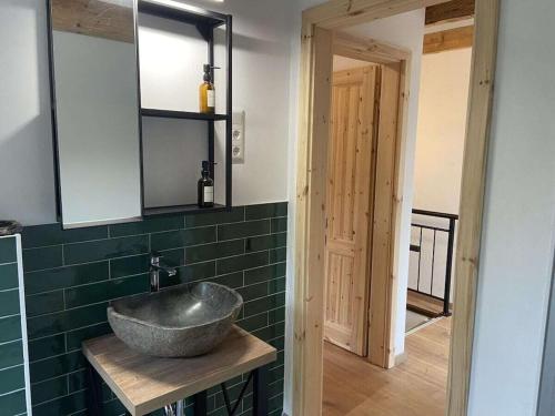 Ένα μπάνιο στο Little Green Basedow