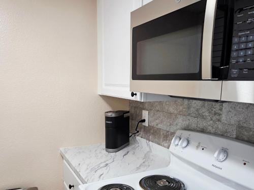 Køkken eller tekøkken på Toria Suites Condo 924