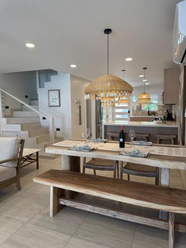 SunSea Villa Jolly Harbour South finger