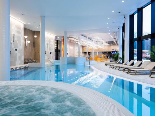 Hồ bơi trong/gần Mercure Szczyrk Resort