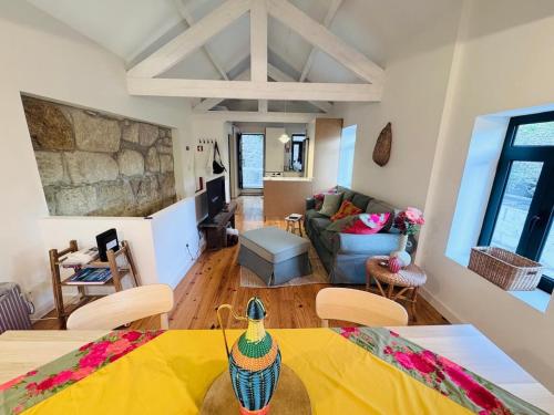 Casa dos Moinhos - Country House in Porto City