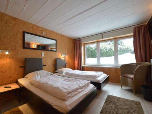 Ένα ή περισσότερα κρεβάτια σε δωμάτιο στο Spacious Home with Garden