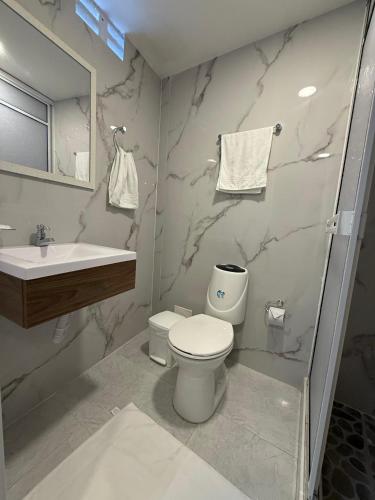 Ένα μπάνιο στο Ivootel