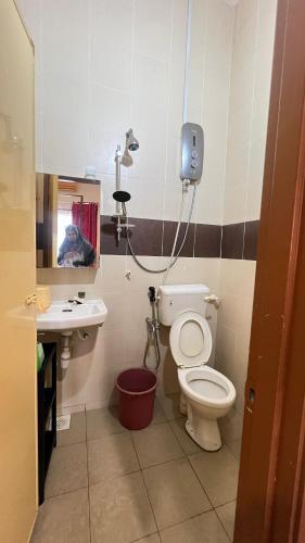 Koupelna v ubytování Ct Ruby homestay