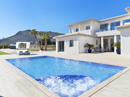 Son Frare with Private Pool, Jacuzzi