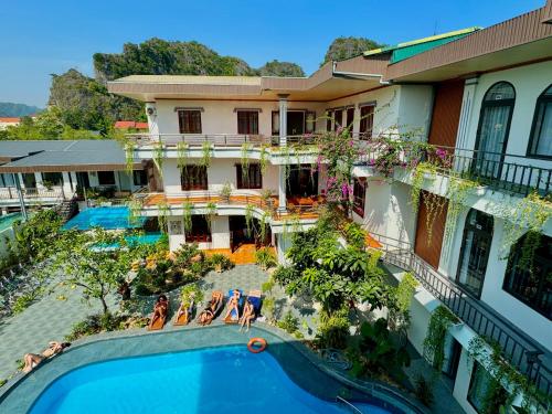 an aerial view of a hotel with a swimming pool at Tuan Ngoc Hotel in Ninh Binh