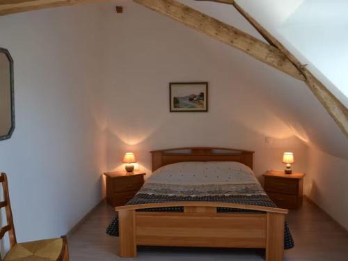 Postel nebo postele na pokoji v ubytování Fermette 3 étoiles, proche du Mans, jusqu'à 14 personnes - FR-1-410-488