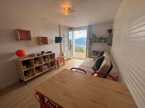 Appartement confortable avec terrasse au rez-de-chaussée - FR-1-593-142