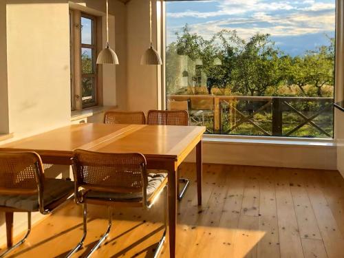 Balkón nebo terasa v ubytování Holiday Home By Apple Orchard On Jungshoved