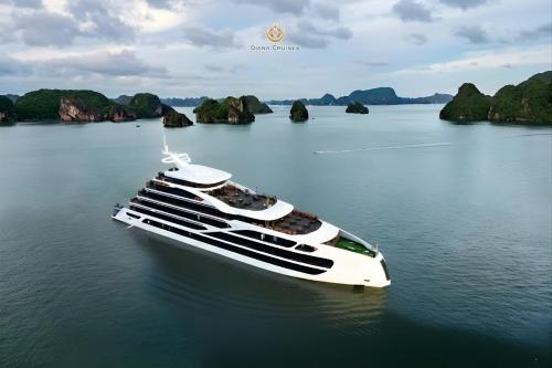 Diana Cruises Halong Bay - Luxury by Venus Group