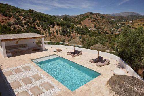 Villa With Mountain Views In La Axarquía