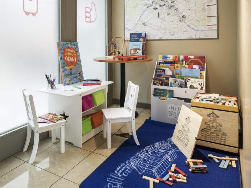 O zonă de relaxare la Aparthotel Adagio La Défense Esplanade