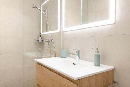 Ένα μπάνιο στο Mountain view with balcony and free parking