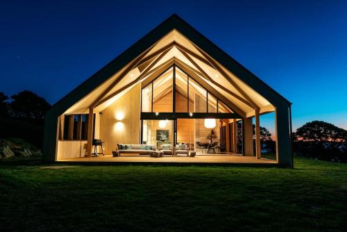 Mawhiti - Stay Waiheke