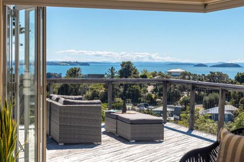 Hekerua Bay Retreat - Stay Waiheke