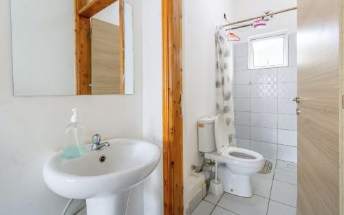 Ванная комната в Bstan at Buxton with AC