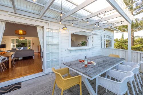 Et opholdsområde på Island Villa- Stay Waiheke