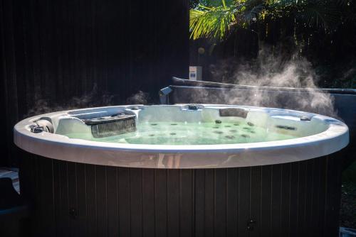 Imagine din galeria proprietății Blackpool Boathouse - Stay Waiheke în Oneroa