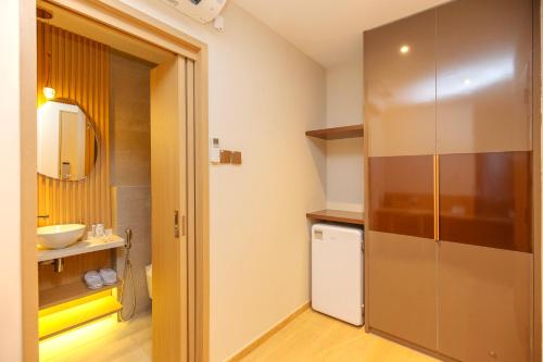 Phòng tắm tại Coliwoo Orchard - CoLiving