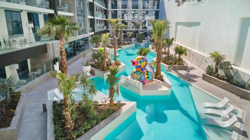 Pool View Studio Near to circle mall - Icon casa Living