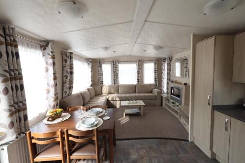 Nhà bếp/bếp nhỏ tại Mercury Yacht Harbour and Holiday Park