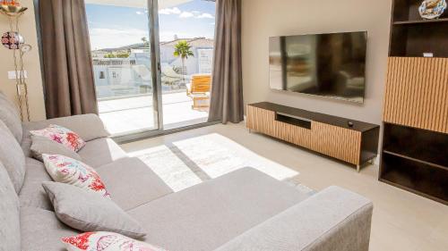 Pure South 11 2A