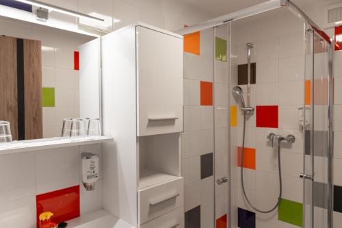 Koupelna v ubytování Hotel a Museum of Bricks