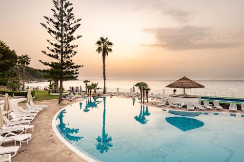 Cala Petrosa Resort