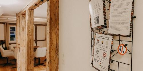 Et badeværelse på Fachwerk Loft - Parken - Balkon - Appartement am Kocher & Stadtpark