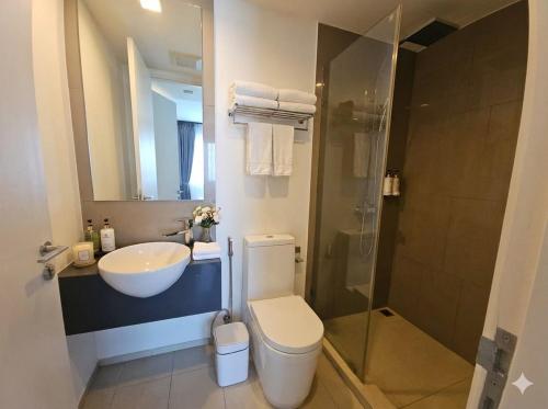 Ένα μπάνιο στο Unixx south pattaya - high floor sea view 2 bedrooms